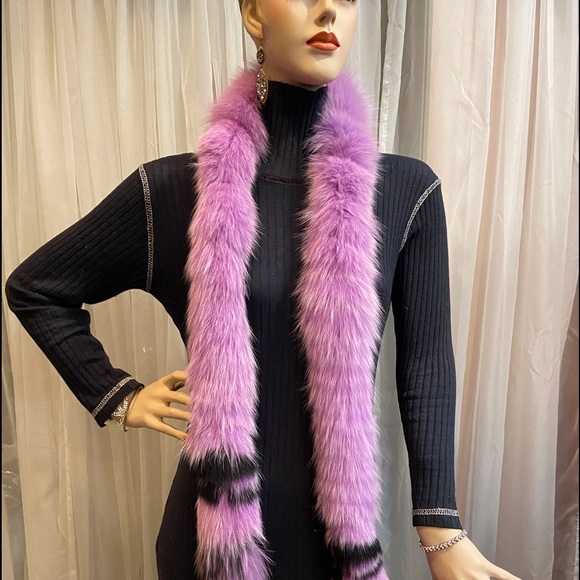 Lavender and Black Fox Fur Scarf - Picture 2 of 4